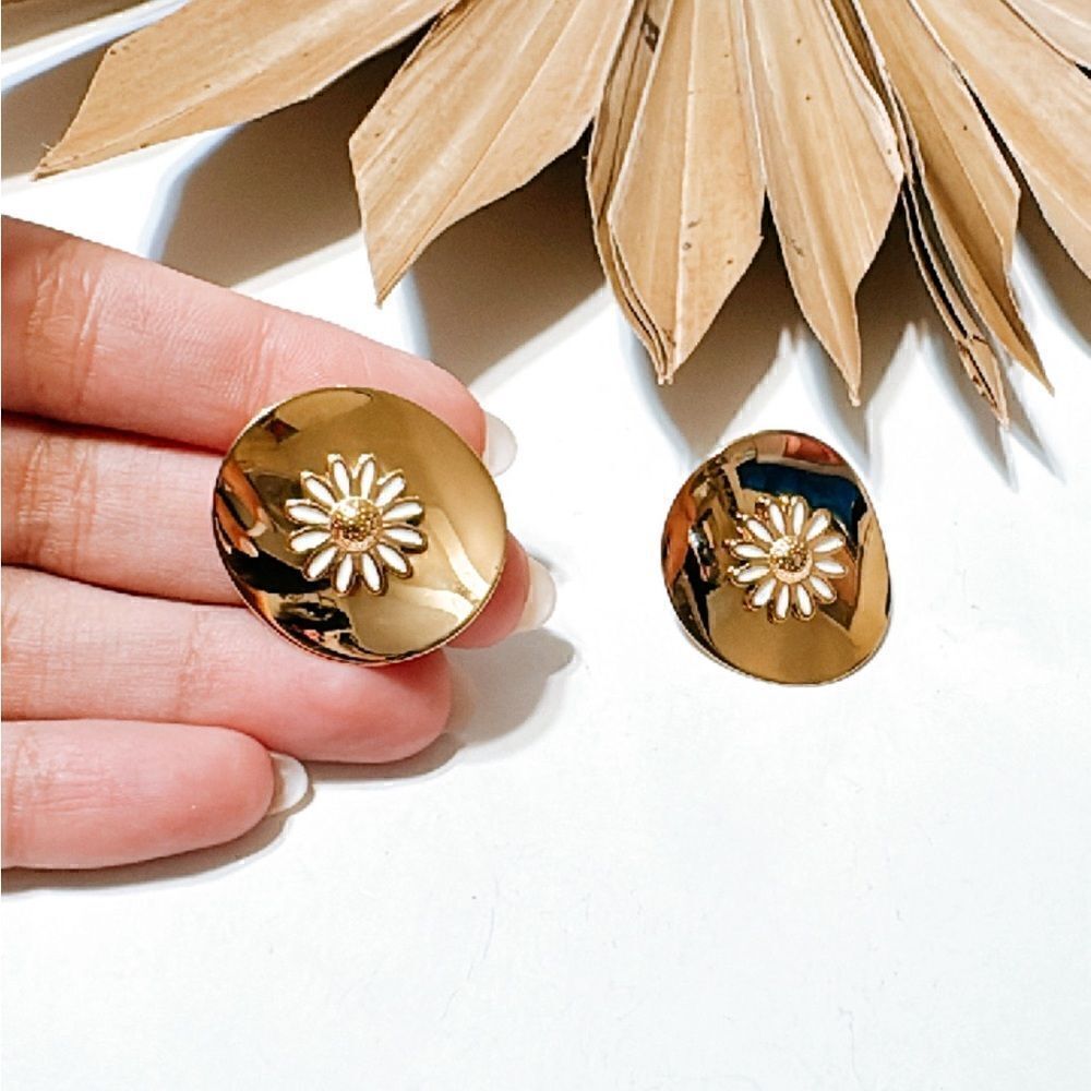 Flower statement earrings M311 - Picture 4 of 4